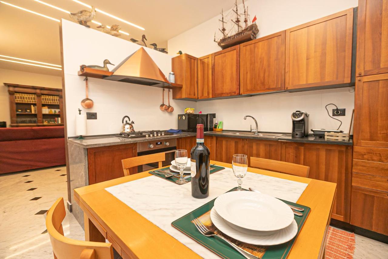Apartment Le Papere In Centro - Downtown Ducks Genoa
